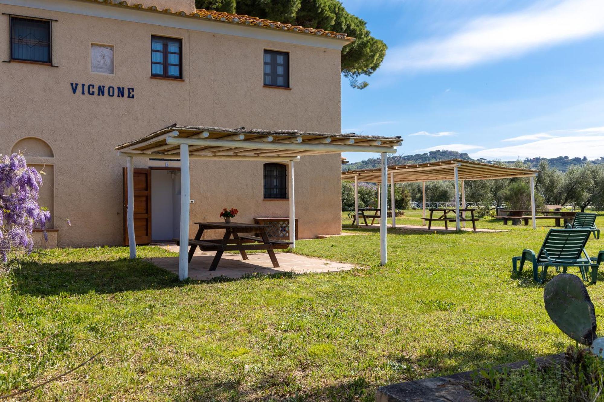 Agriturismo La Valle - By Podere Arundineto Кастаньєто-Кардуччі Екстер'єр фото